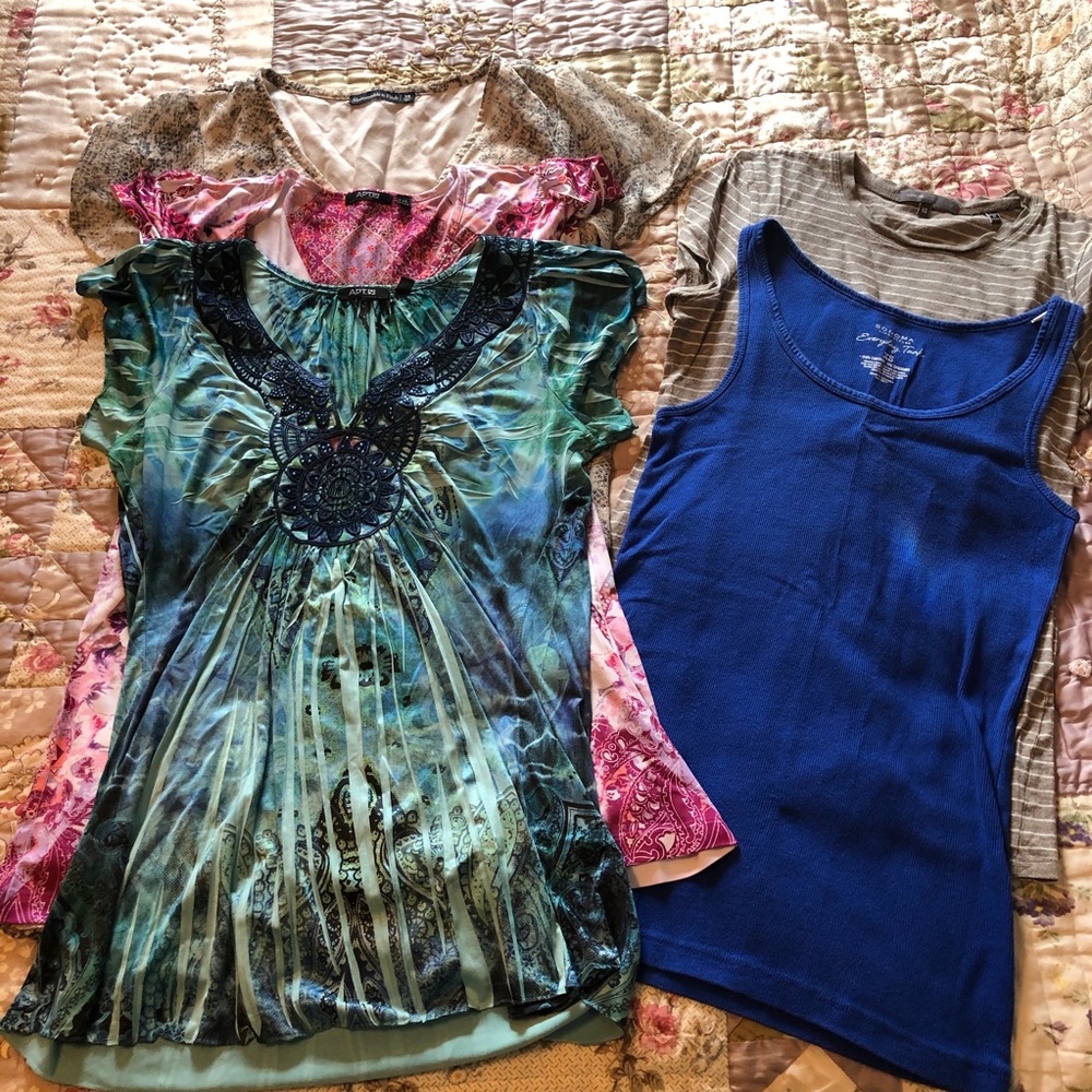 Women’s XS 6 shirt bundle